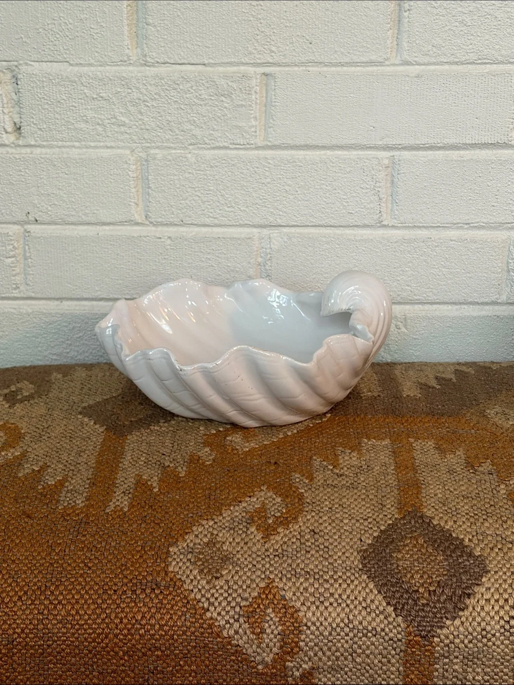 Shell catch all bowl